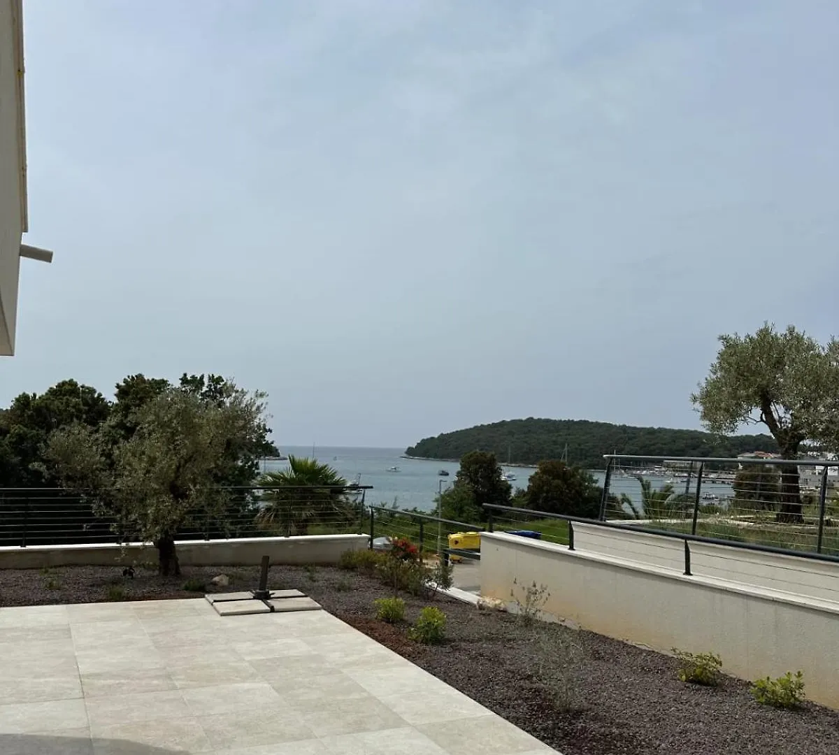 Apartman Gea S Bazenom Pet Friendly Banjole 0*,