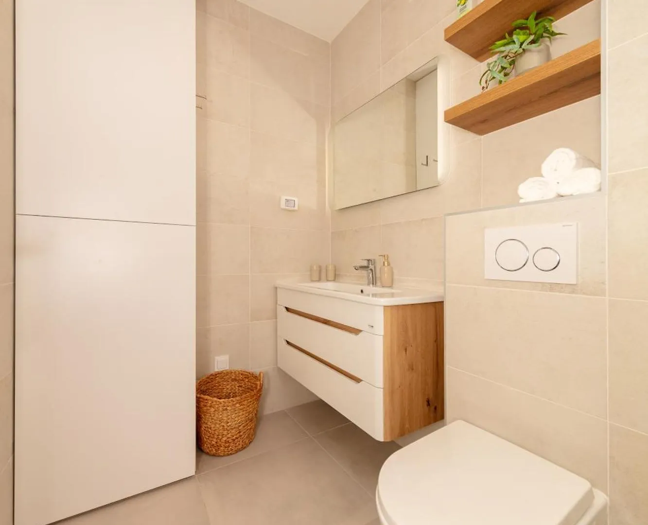 Apartman Gea S Bazenom Pet Friendly Banjole Apartment
